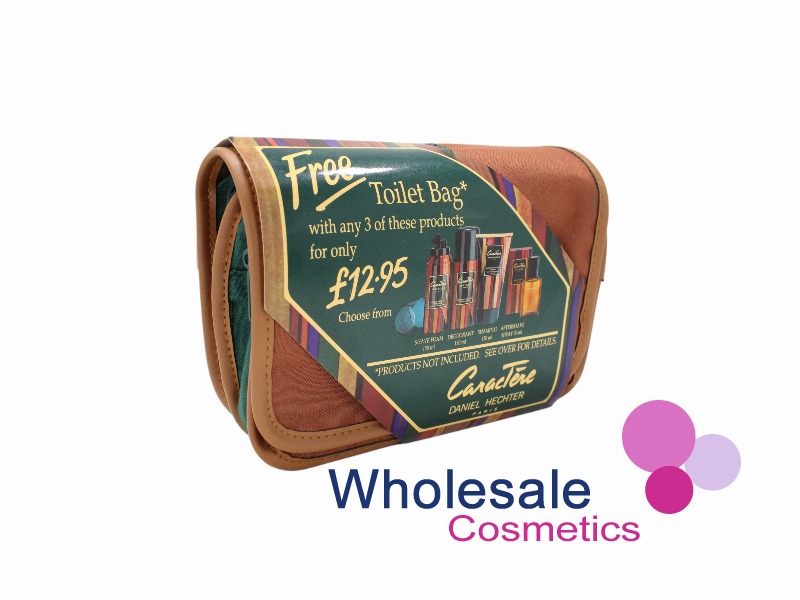 9 x Caractere Daniel Hechter Toiletry Hand bag